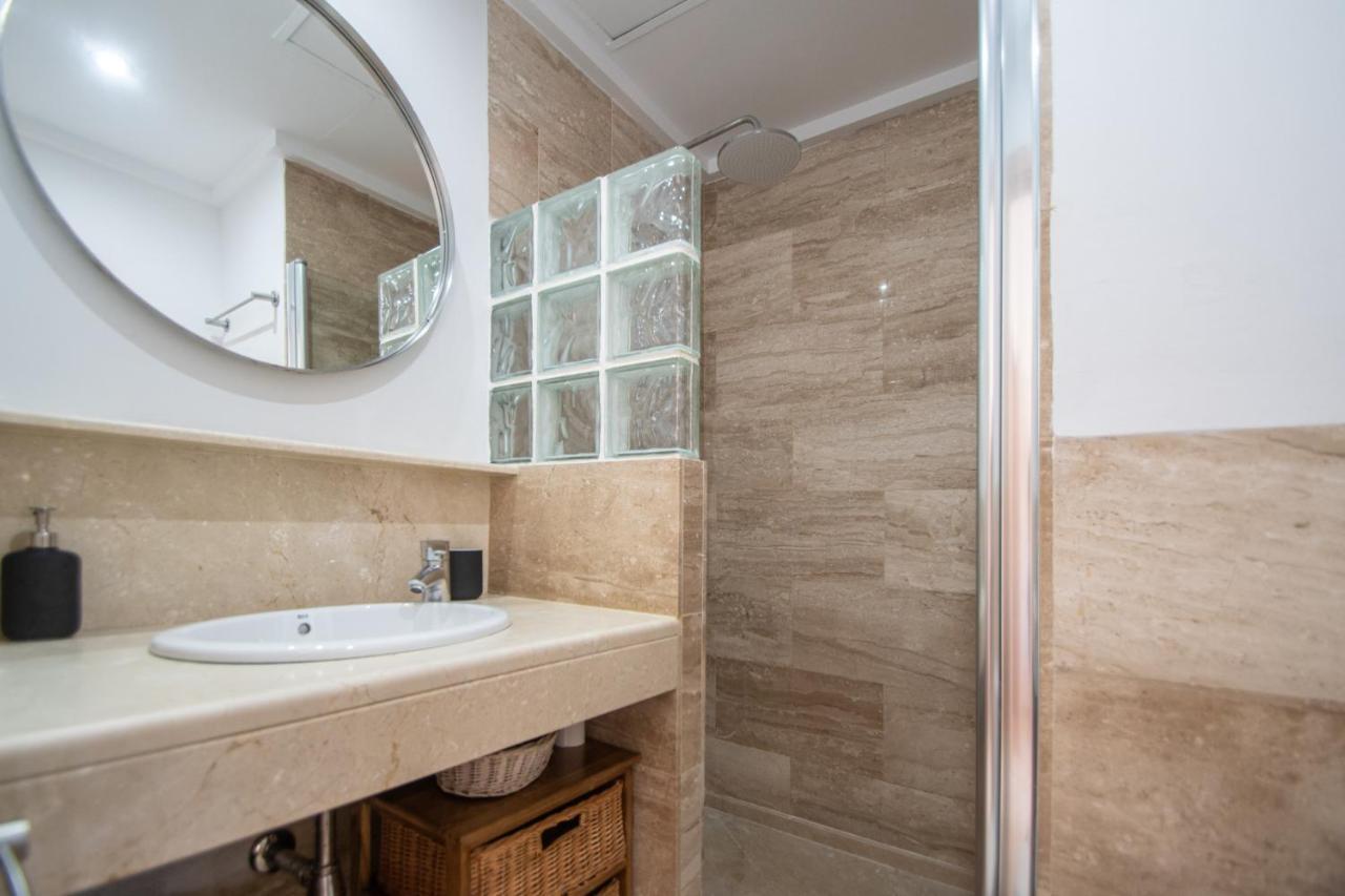 Studio Fenizia Cadiz Apartment Luaran gambar