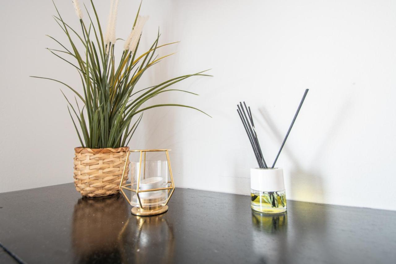Studio Fenizia Cadiz Apartment Luaran gambar