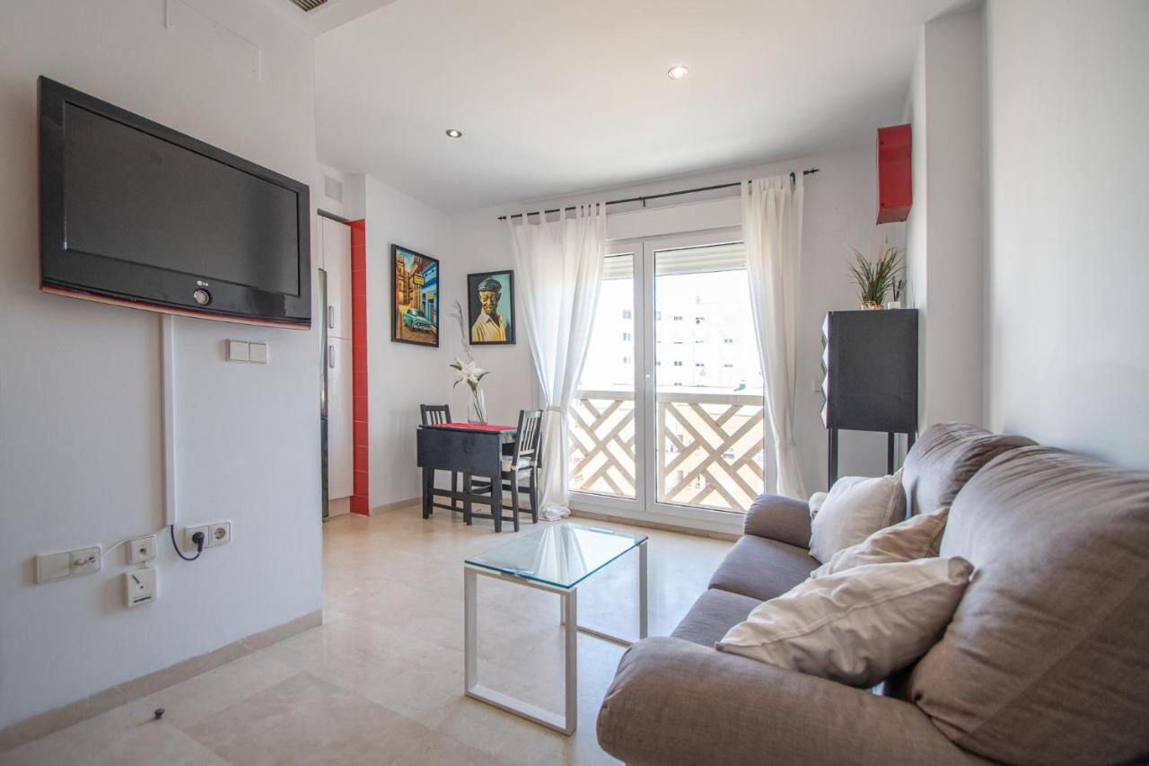 Studio Fenizia Cadiz Apartment Luaran gambar
